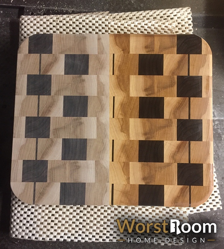 将矿物油涂在砧板上以密封和抛光