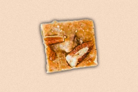 简单的南瓜香料山核桃软糖